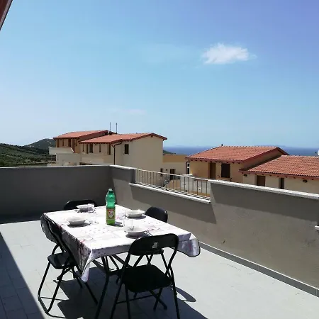 Con Vista Кастельсардо