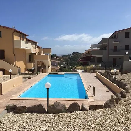 Con Vista Castelsardo