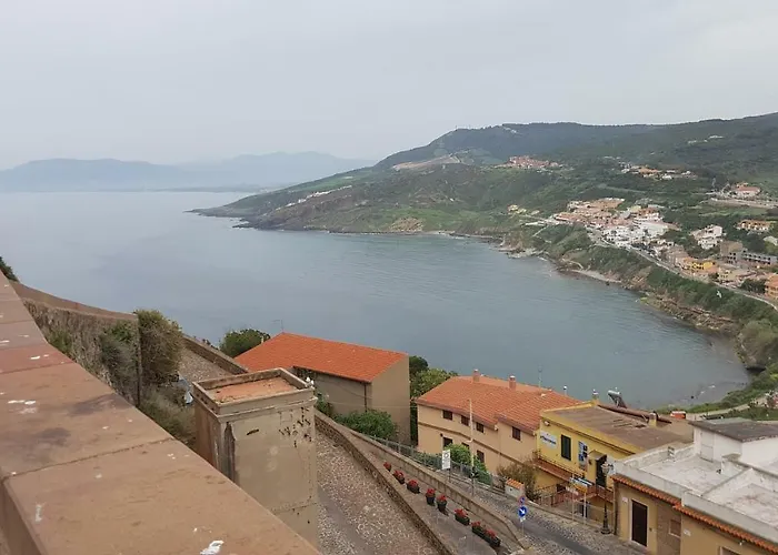 Con Vista Castelsardo